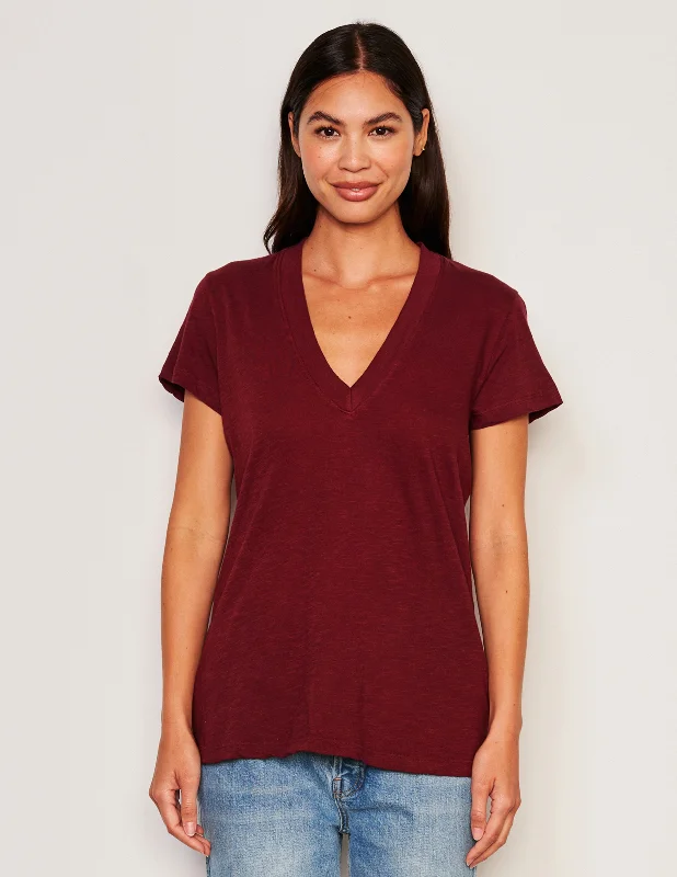 Sundry Deep V-Neck Tee in Red Rock