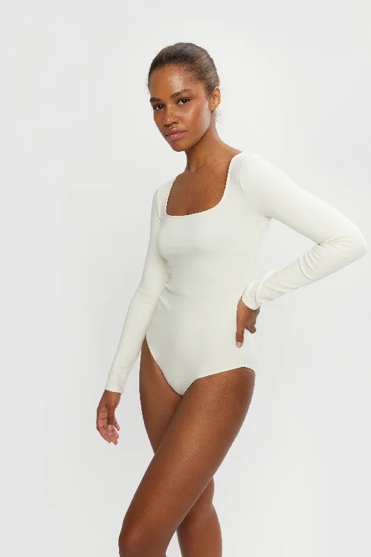 SQUARE NECKLINE BODYSUIT