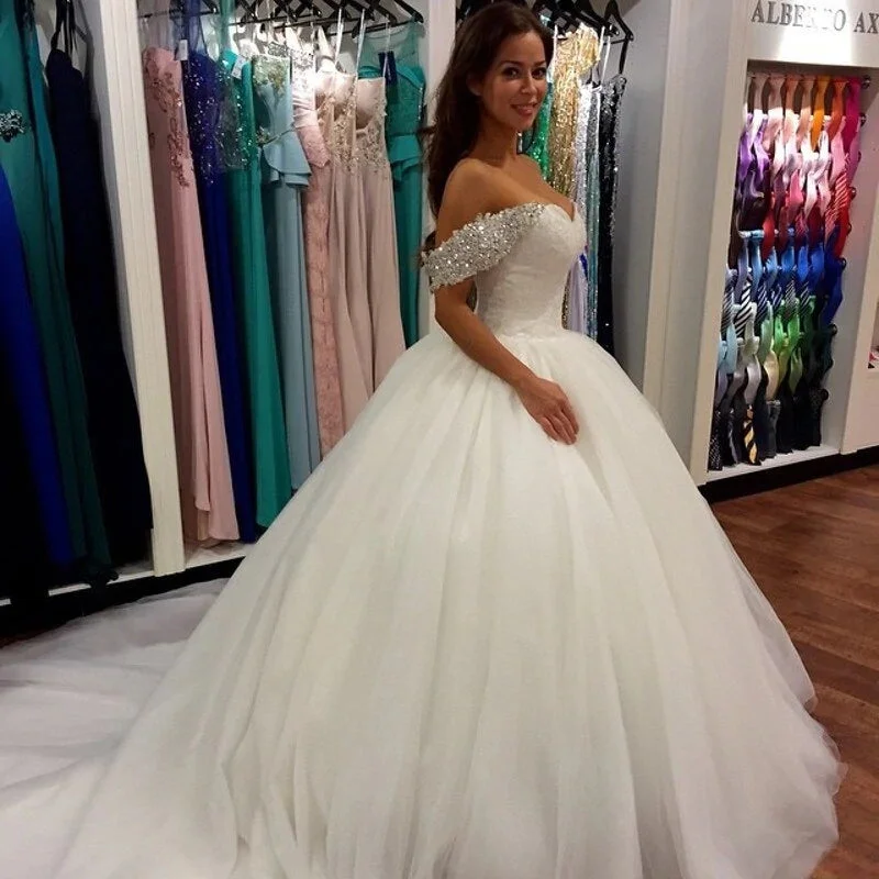 Off the Shoulder Crystals White Wedding Dresses Ball Gown Tulle Bridal Dress