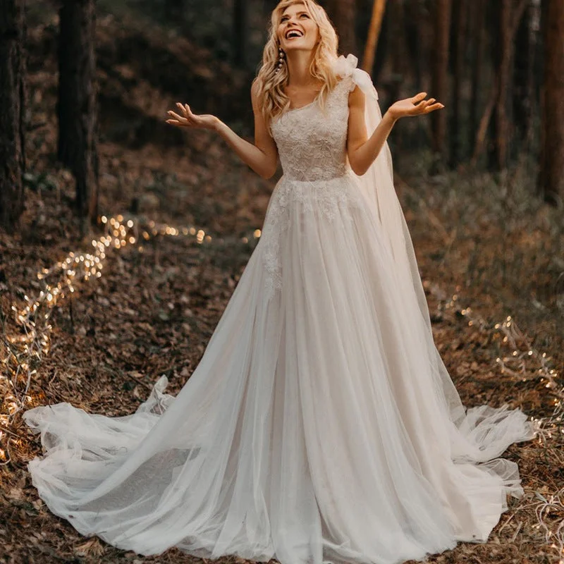 Real A Line Tulle Lace Wedding Dresses One Shoulder with Shawl